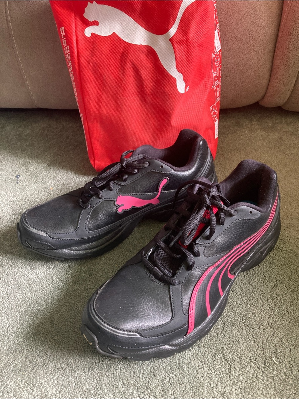Puma Black Sneakers with Pink Logo and Stripes